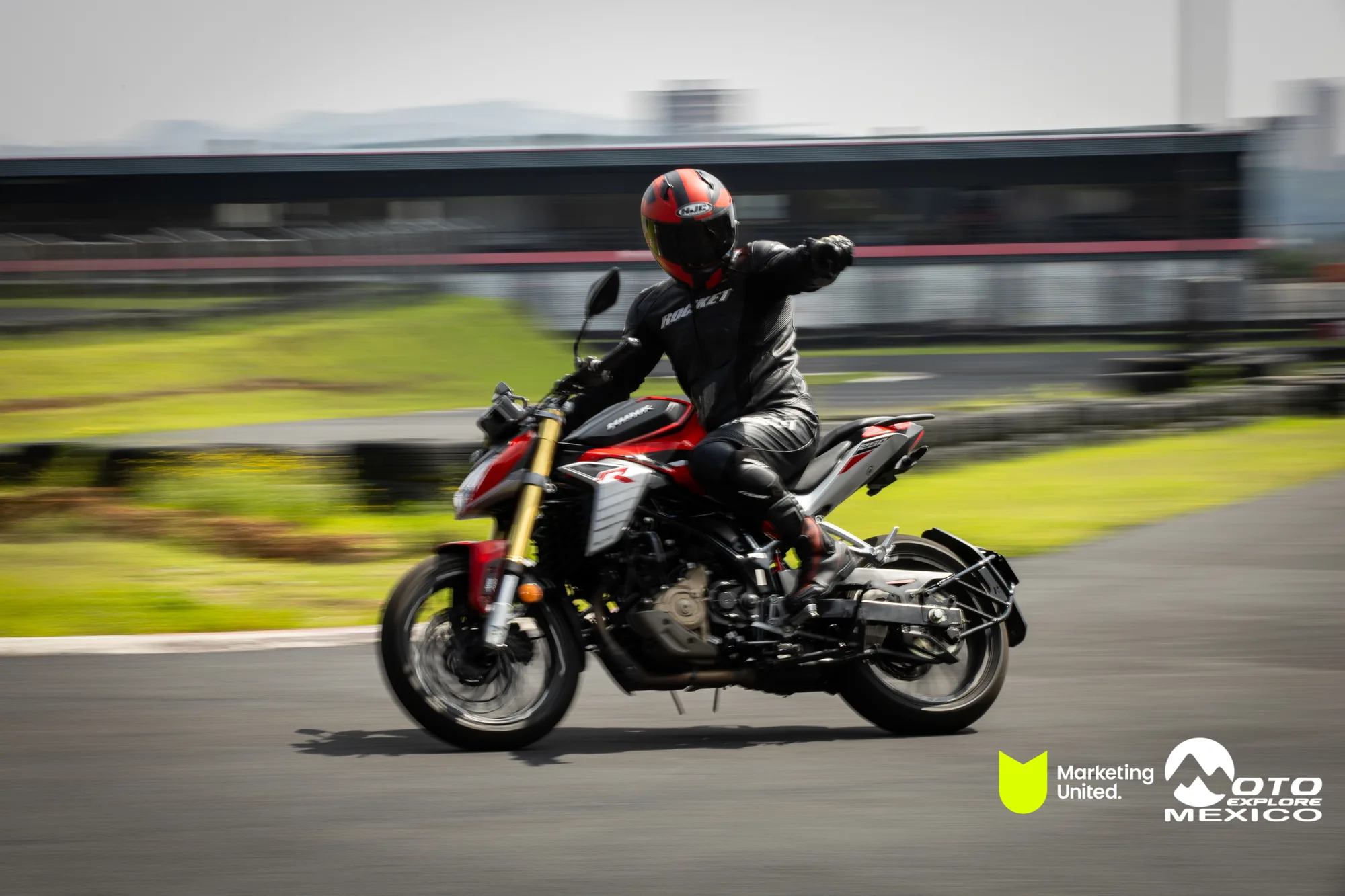 KBR PRUEBA DE MANEJO HUNK 104
