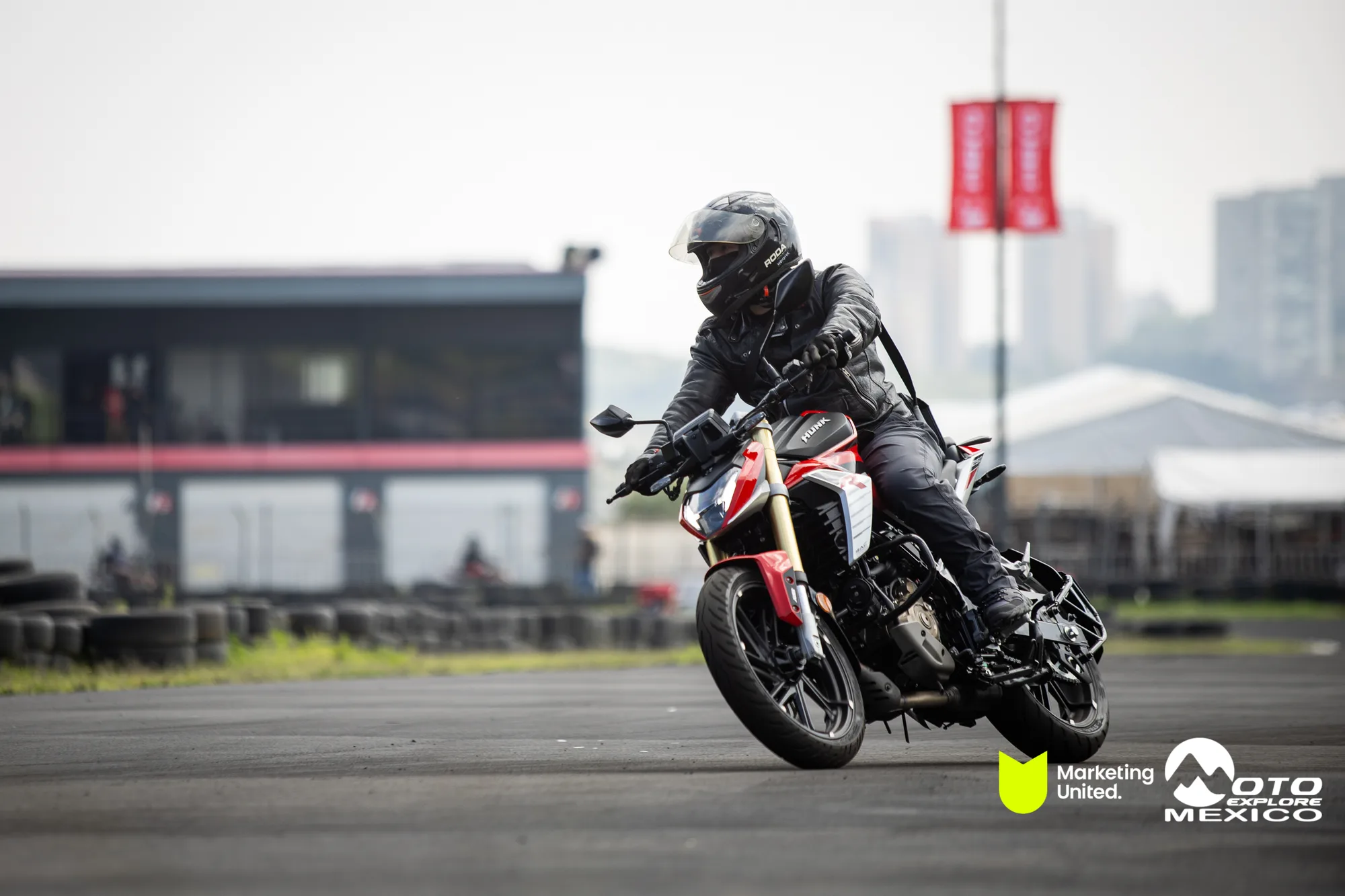 KBR PRUEBA DE MANEJO HUNK 127