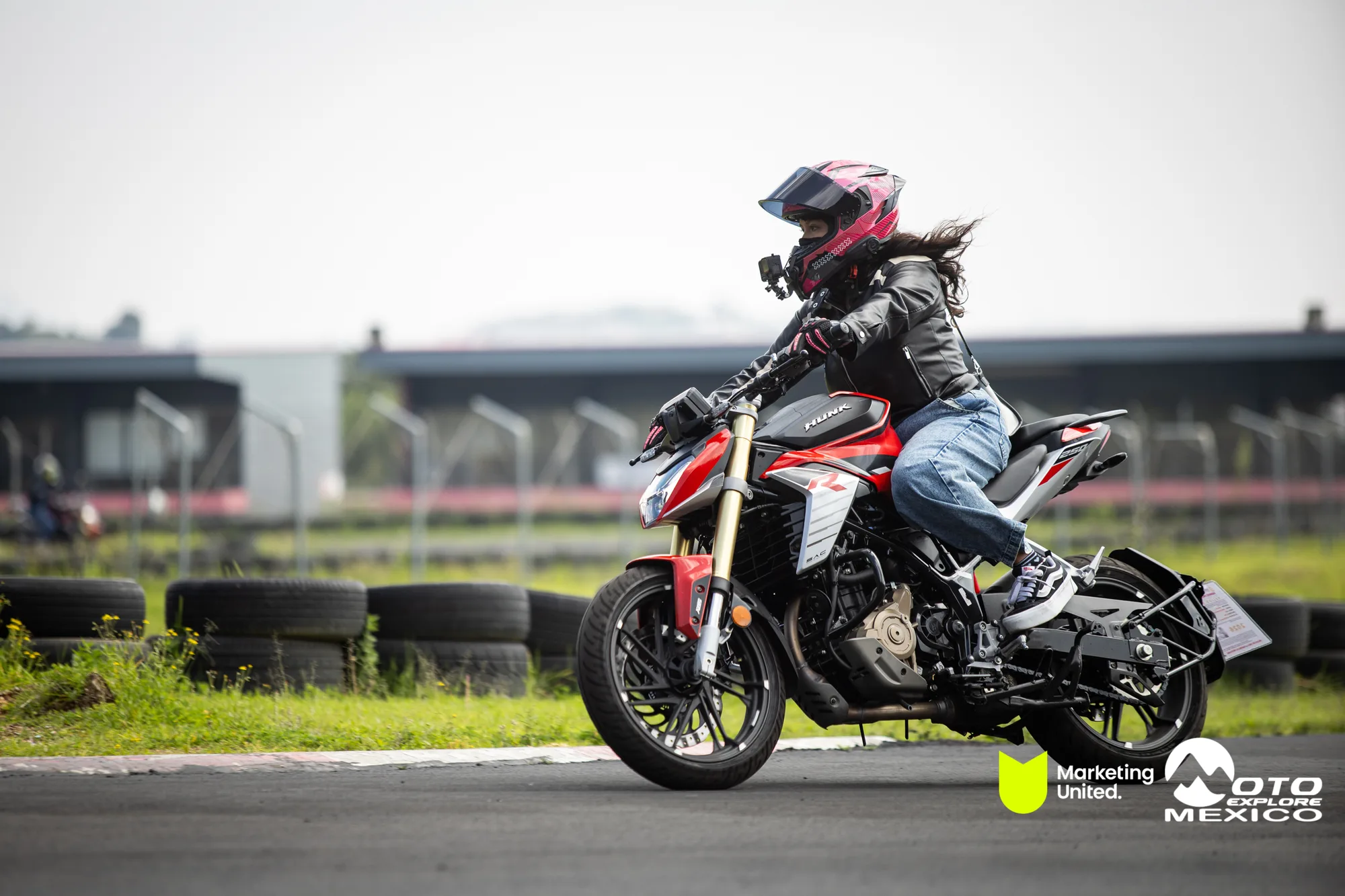 KBR PRUEBA DE MANEJO HUNK 132