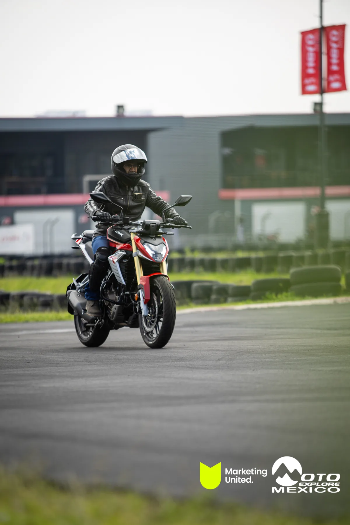 KBR PRUEBA DE MANEJO HUNK 153