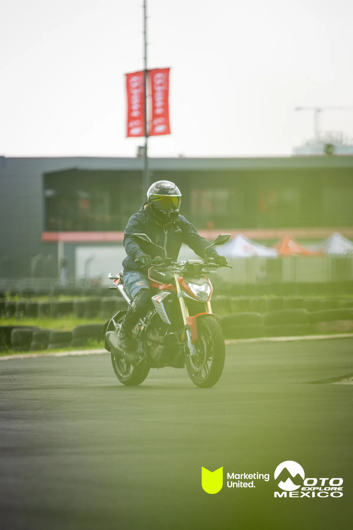 KBR PRUEBA DE MANEJO HUNK 158