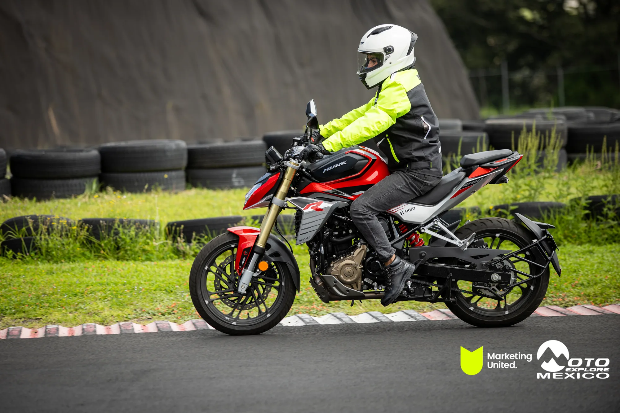 KBR PRUEBA DE MANEJO HUNK 175