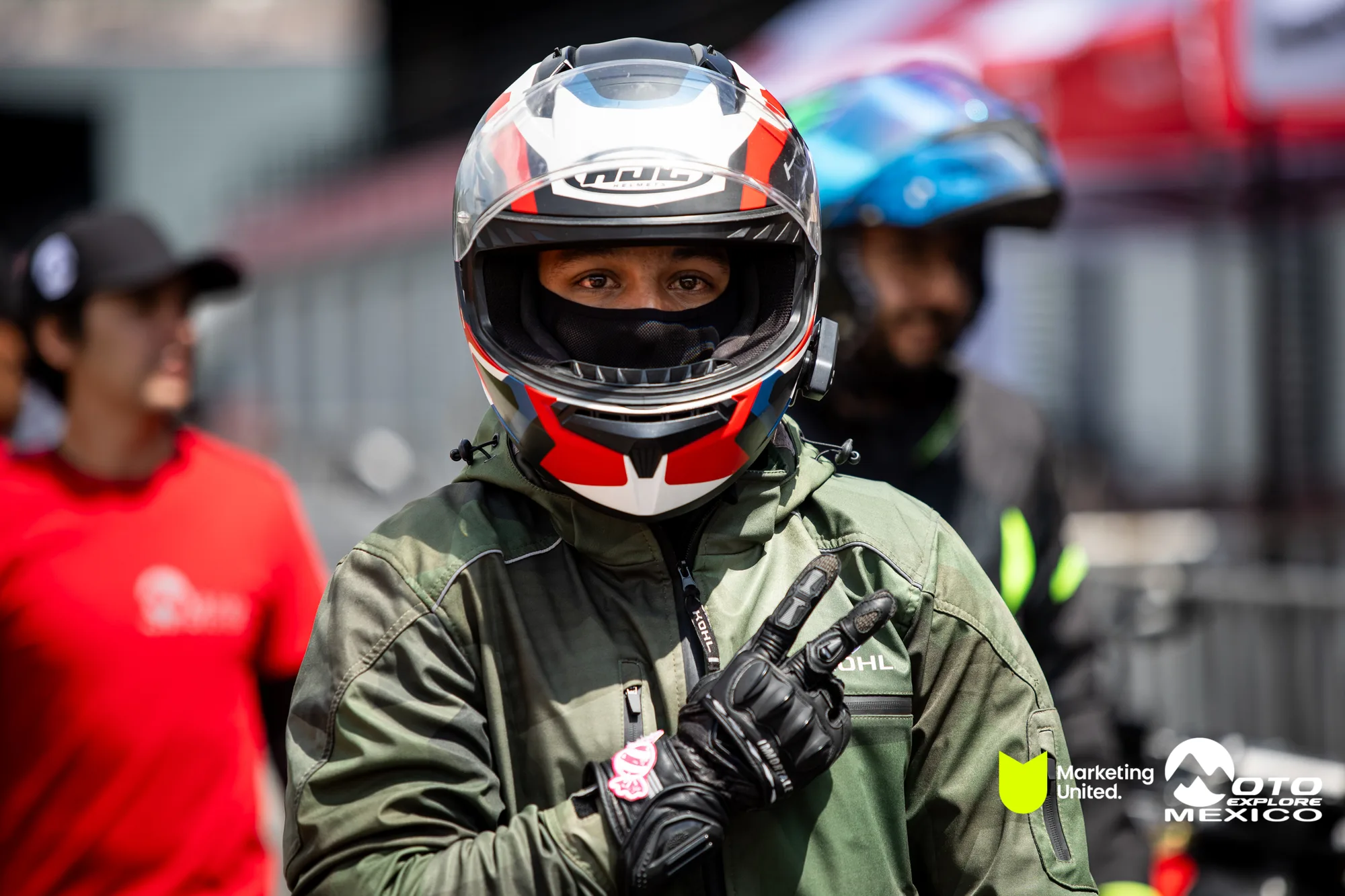 KBR PRUEBA DE MANEJO HUNK 210