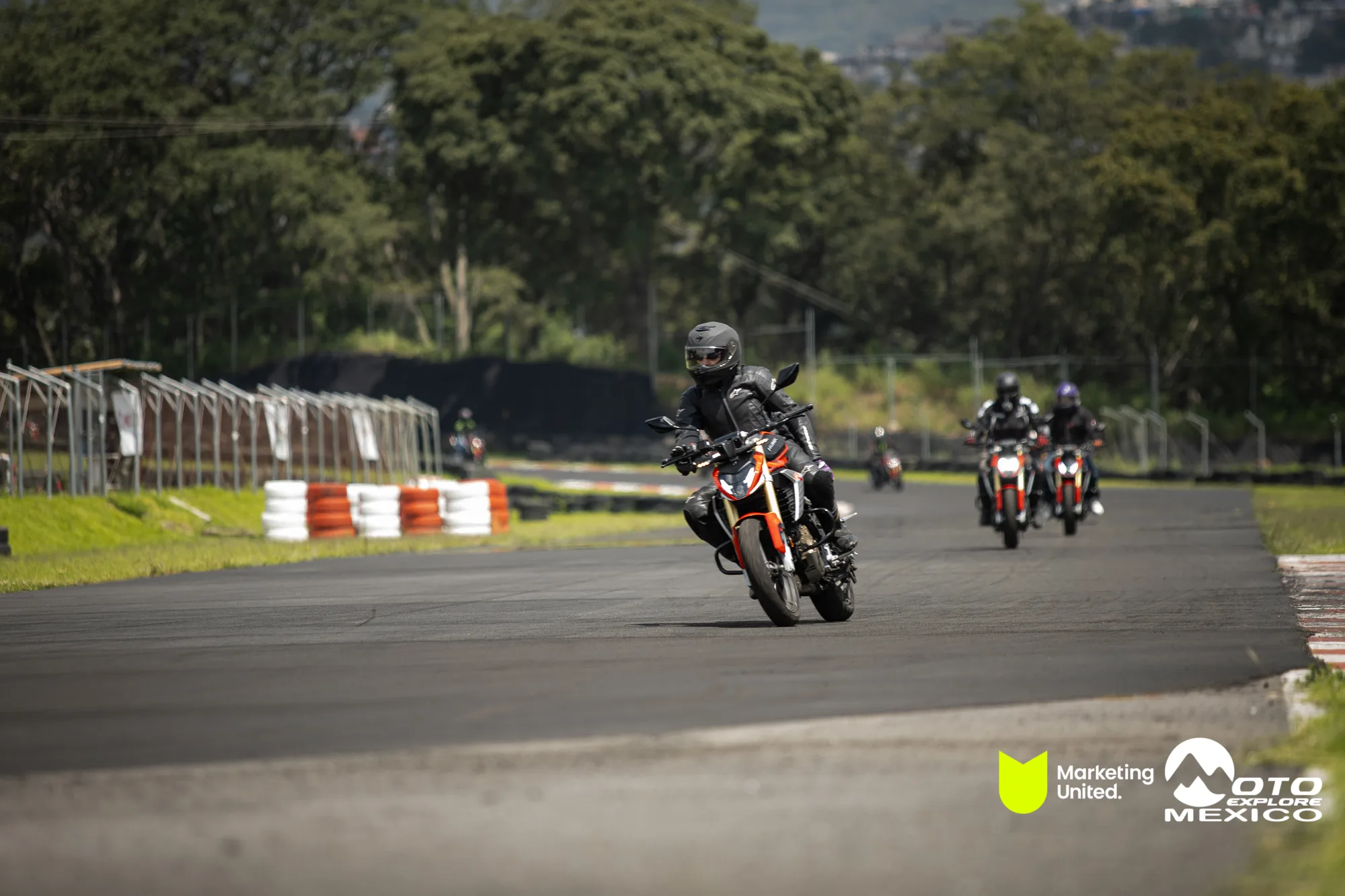 KBR PRUEBA DE MANEJO HUNK 231