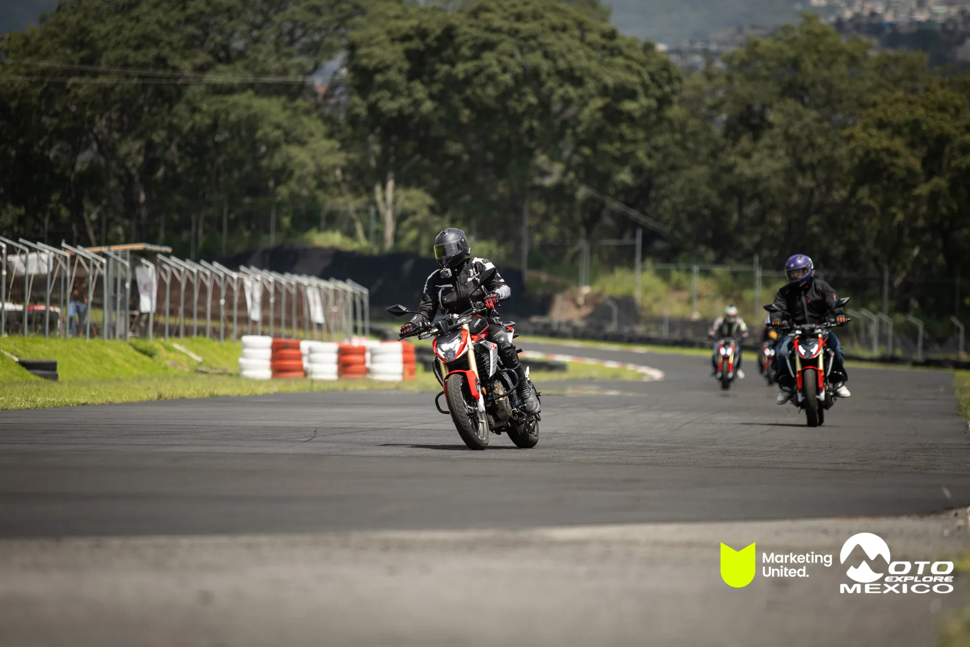 KBR PRUEBA DE MANEJO HUNK 232