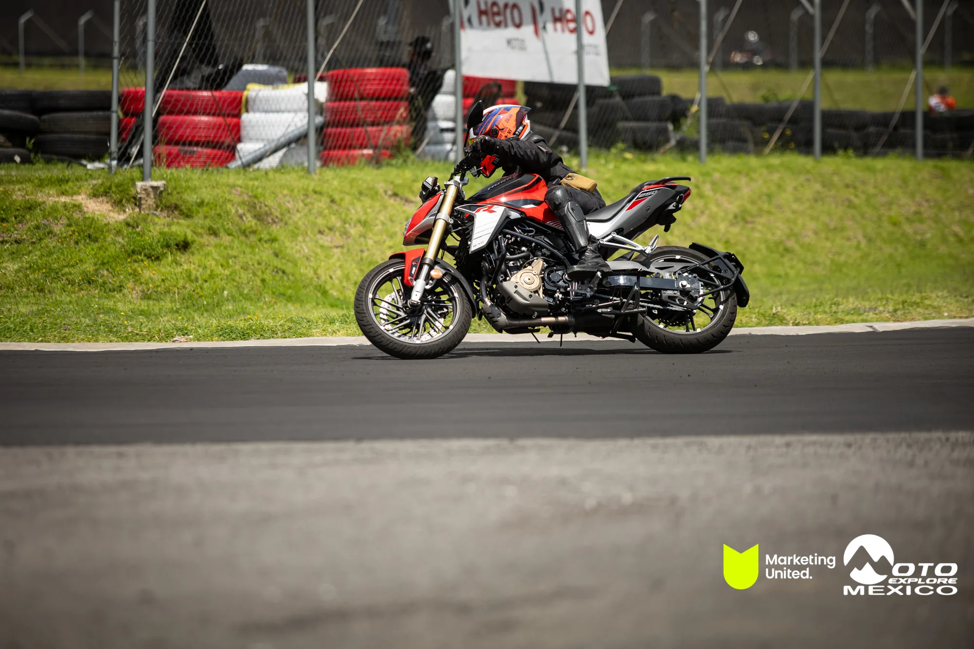 KBR PRUEBA DE MANEJO HUNK 242