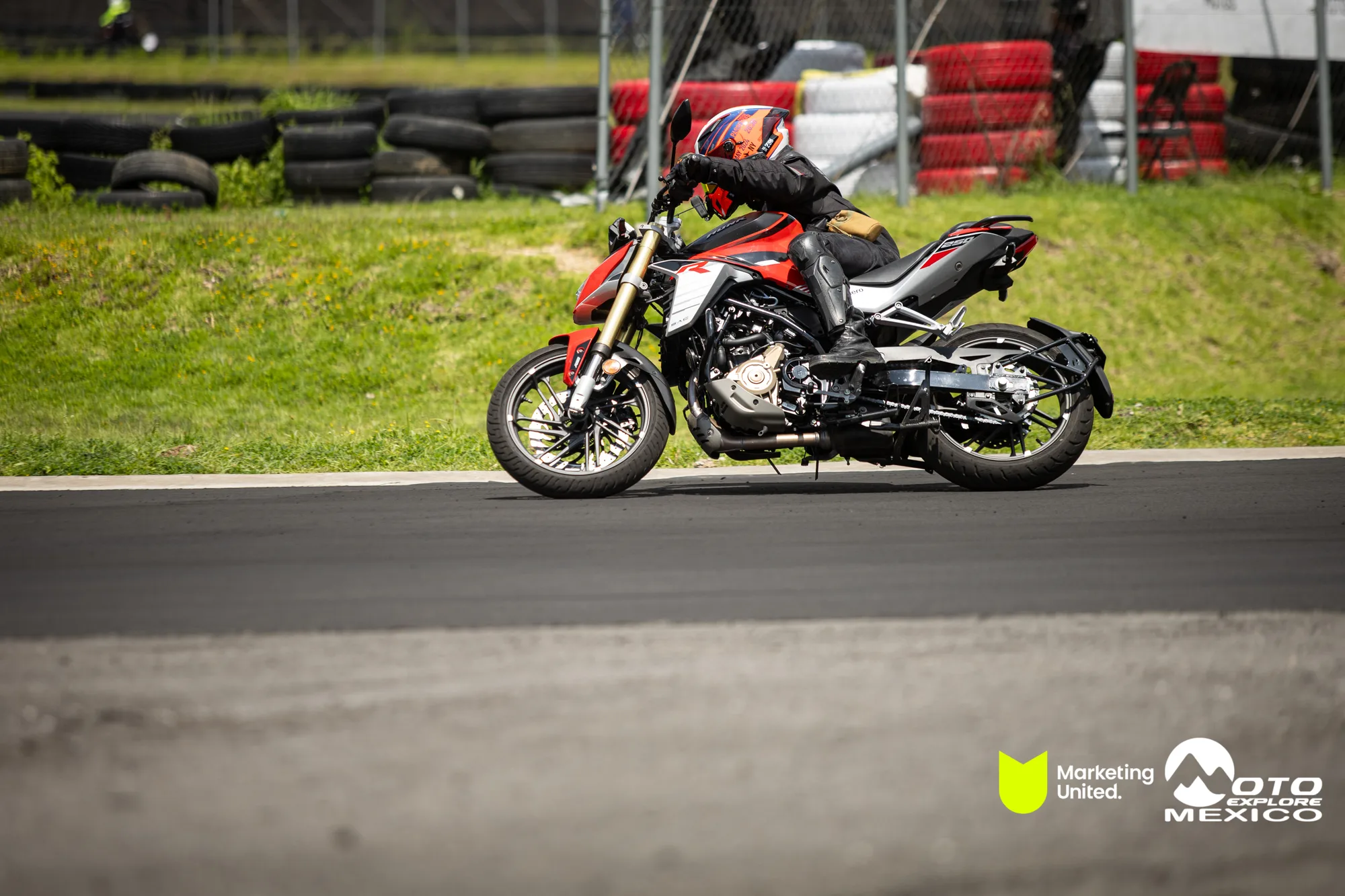 KBR PRUEBA DE MANEJO HUNK 243
