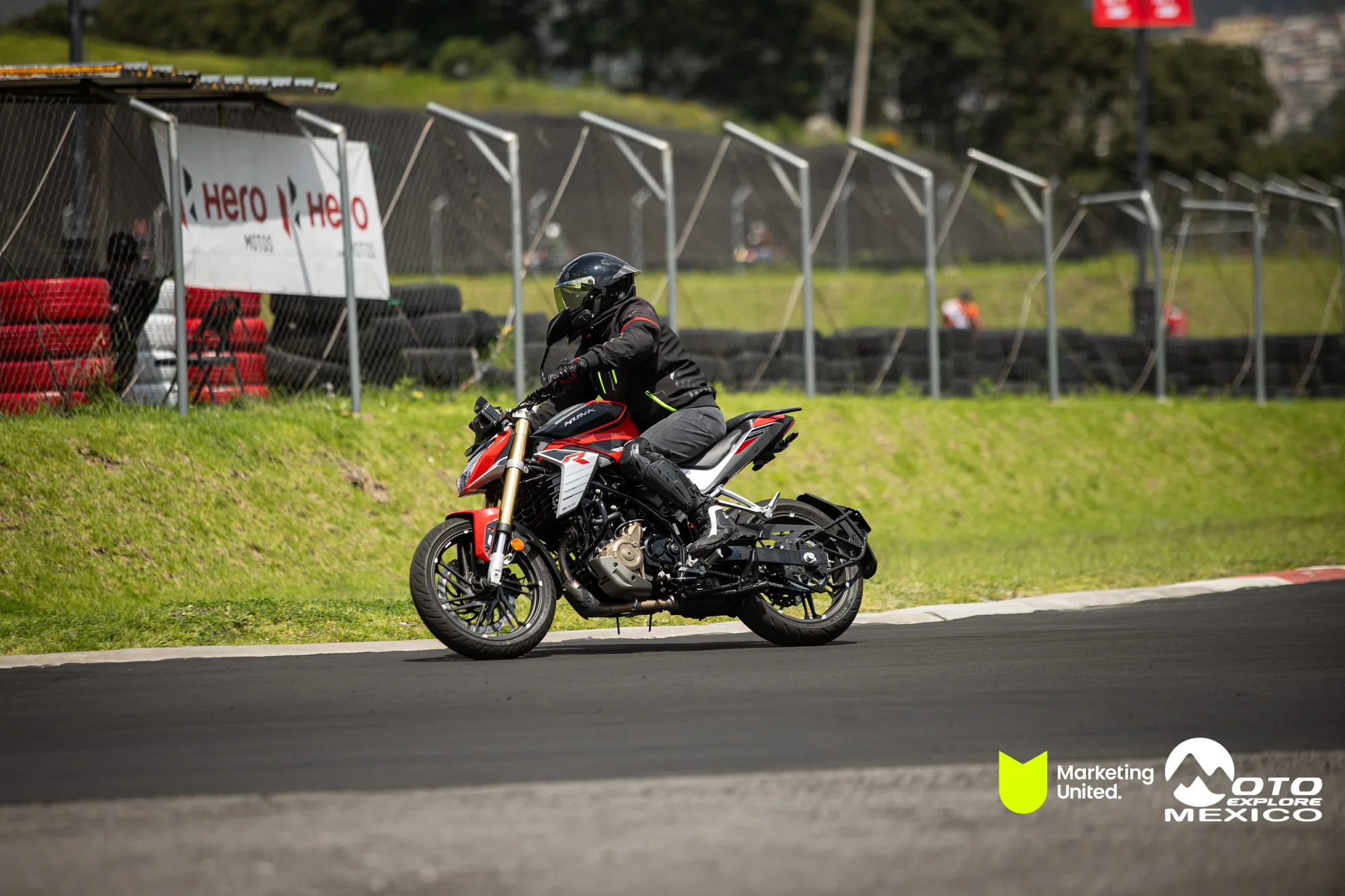 KBR PRUEBA DE MANEJO HUNK 245