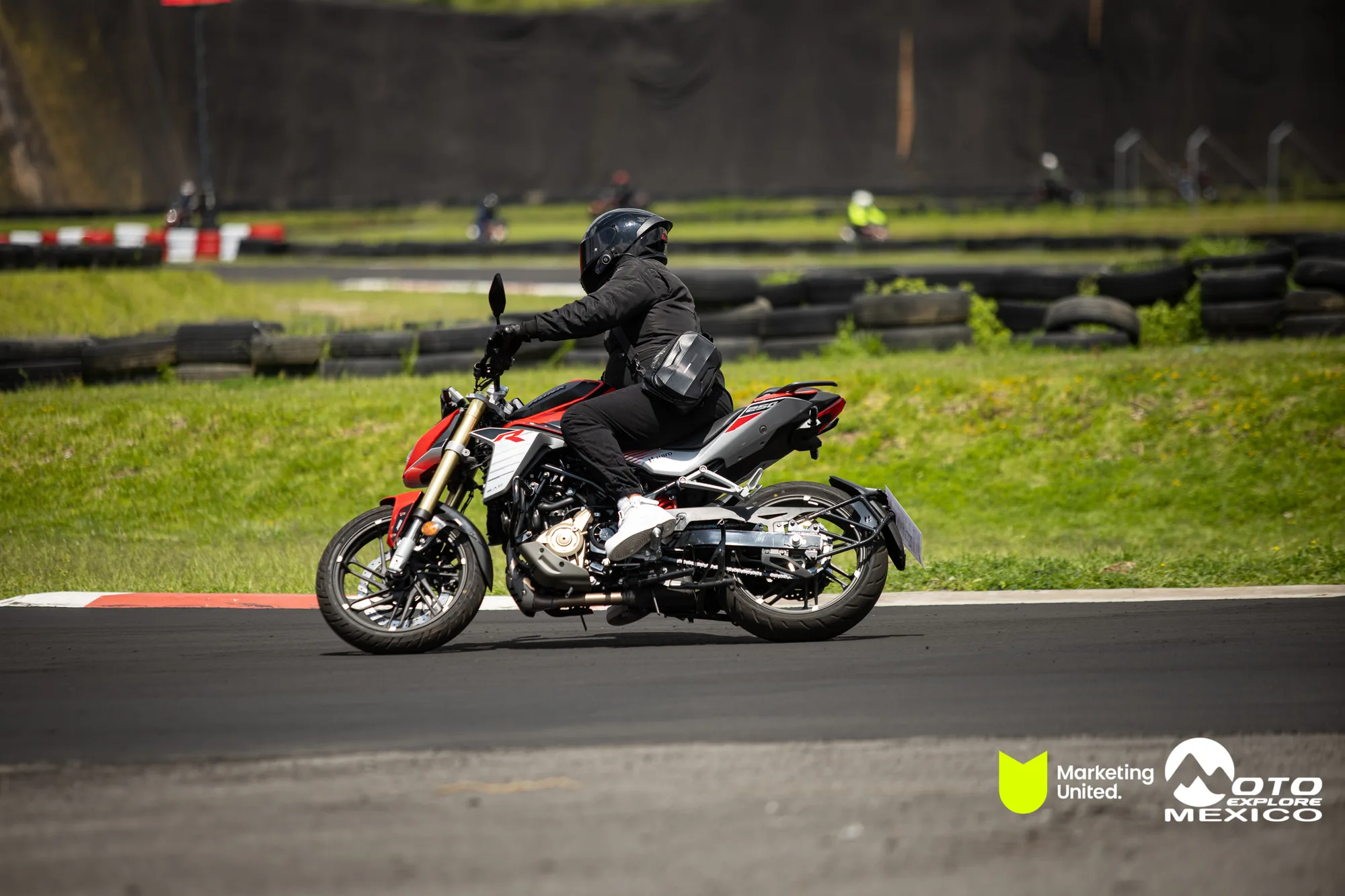 KBR PRUEBA DE MANEJO HUNK 248