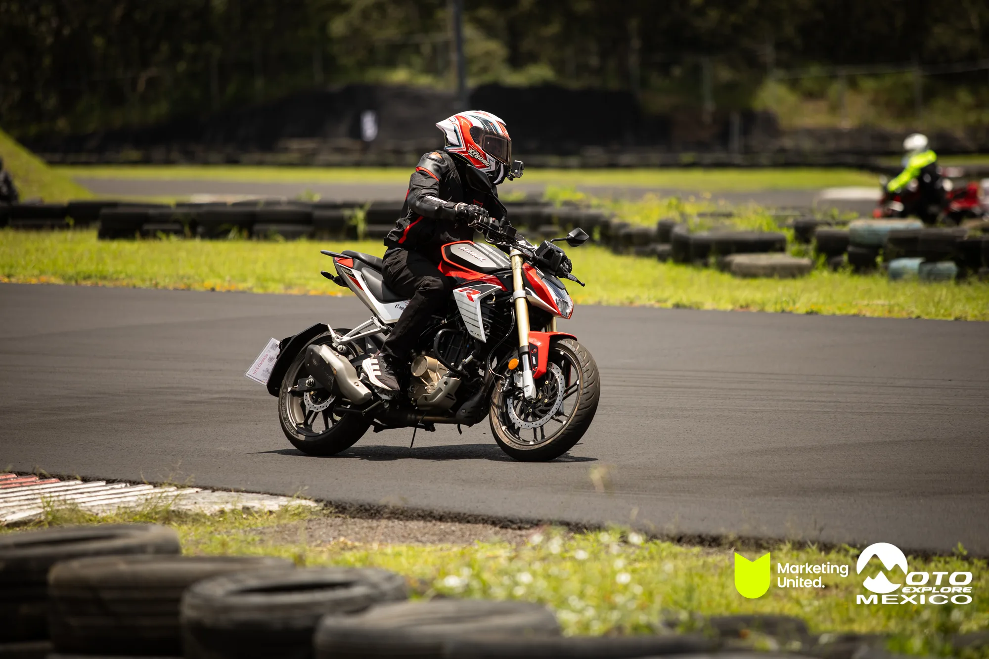 KBR PRUEBA DE MANEJO HUNK 264