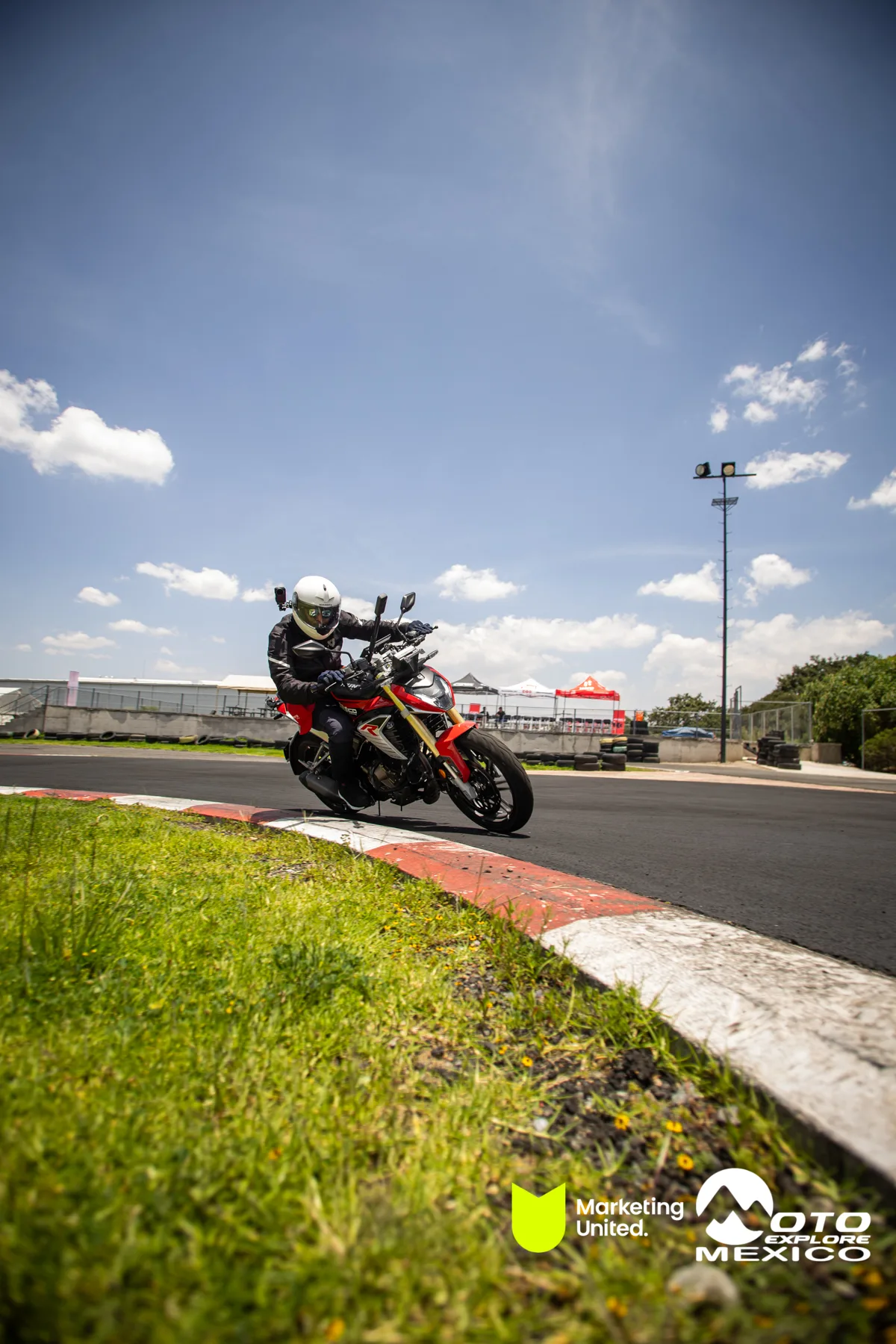 KBR PRUEBA DE MANEJO HUNK 309