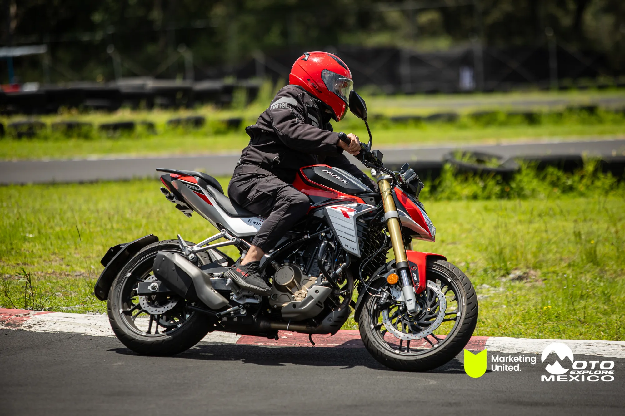 KBR PRUEBA DE MANEJO HUNK 339