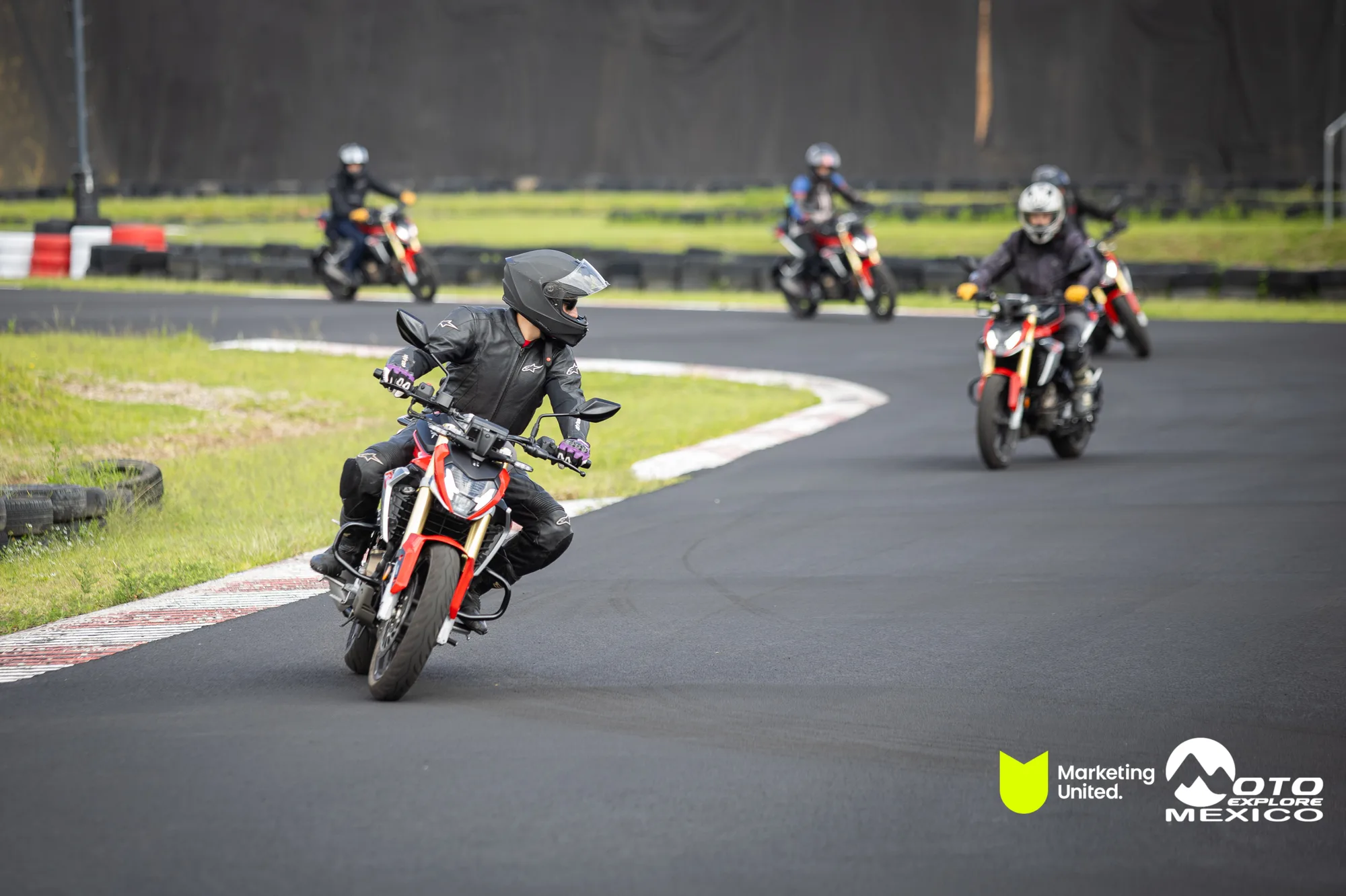 KBR PRUEBA DE MANEJO HUNK 95
