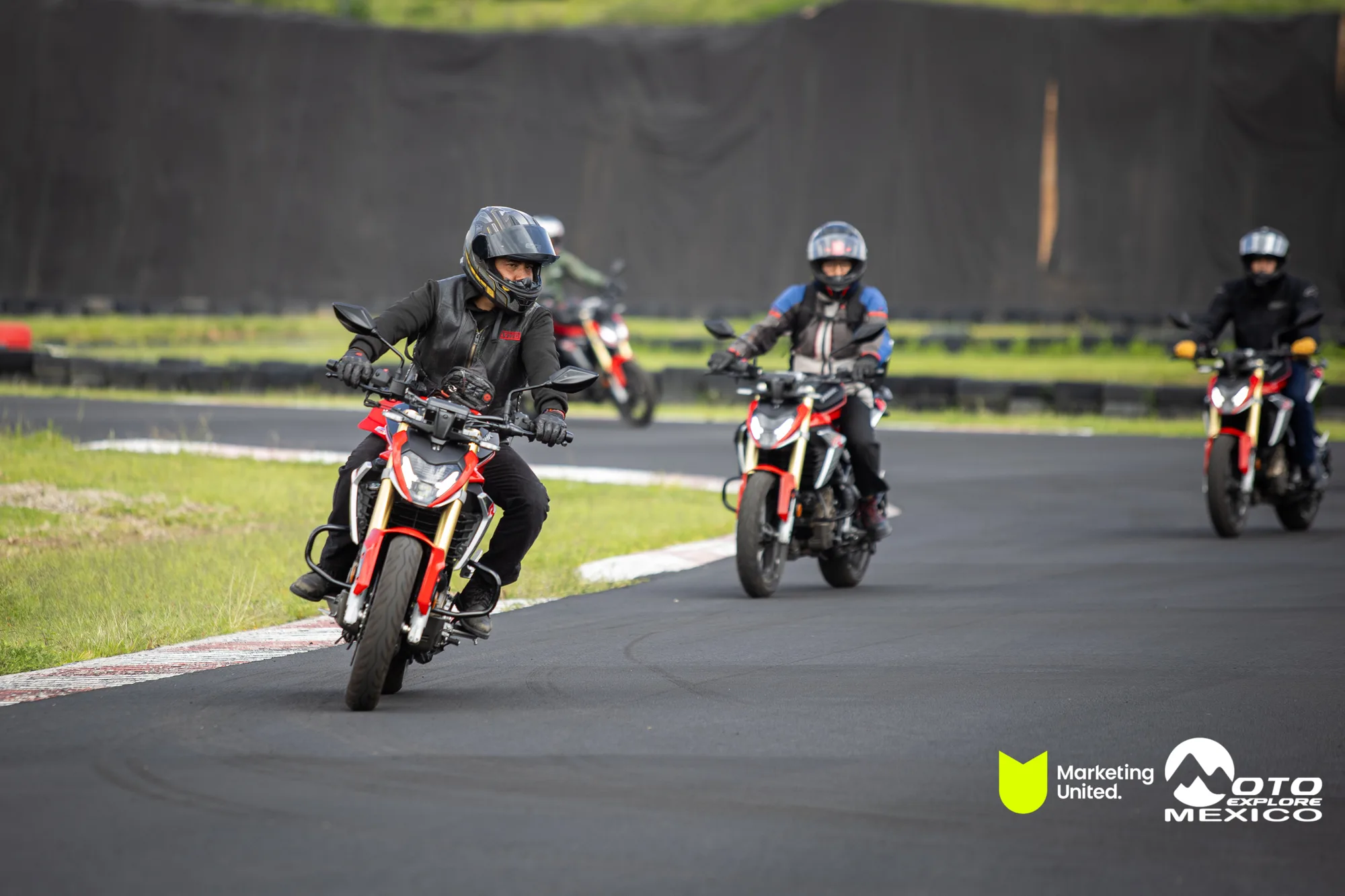 KBR PRUEBA DE MANEJO HUNK 97